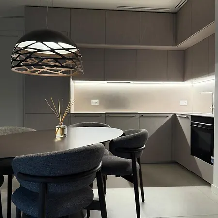 Ando's Boutique Garden Apartamento